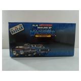 APPEARS NEW - NASCAR #18 Bobby Labonte Interstate Batteries 1969 Chevelle SS Muscle Machines 1:18 Diecast