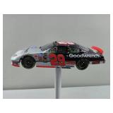 APPEARS NEW - NASCAR #29 Kevin Harvick Daytona Special" GM Goodwrench 2005 Chevrolet Monte Carlo Diecast 1:24 Model Car