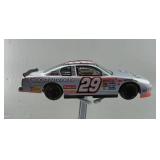 NASCAR #29 Kevin Harvick GM Goodwrench Service 2002 Chevrolet Monte Carlo Diecast 1:24 Model Car