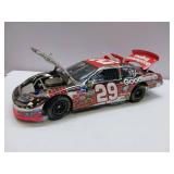 APPEARS NEW - 2005 GM Goodwrench Monte Carlo Kevin Harvick #29 Diecast 1:24 Scale Model