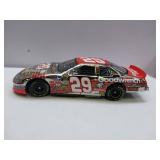 APPEARS NEW - 2005 GM Goodwrench Monte Carlo Kevin Harvick #29 Diecast 1:24 Scale Model