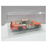 2002 Tony Stewart #20 Home Depot Pontiac Grand Prix NASCAR Diecast Model Car 1:24 Scale