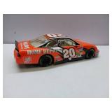2002 Tony Stewart #20 Home Depot Pontiac Grand Prix NASCAR Diecast Model Car 1:24 Scale