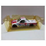 APPEARS NEW - 1997 Stacy Compton #86 Valvoline Instant Oil Change Ford F-150 NASCAR Diecast Truck 1:24 Scale