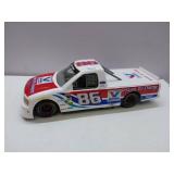 APPEARS NEW - 1997 Stacy Compton #86 Valvoline Instant Oil Change Ford F-150 NASCAR Diecast Truck 1:24 Scale