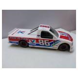 APPEARS NEW - 1997 Stacy Compton #86 Valvoline Instant Oil Change Ford F-150 NASCAR Diecast Truck 1:24 Scale