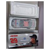 APPEARS NEW - 2005 Kevin Harvick #29 GM Goodwrench Monte Carlo NASCAR 1:24 Diecast