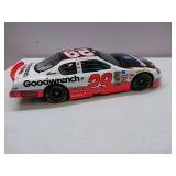 APPEARS NEW - 2005 Kevin Harvick #29 GM Goodwrench / Atlanta Special Monte Carlo 1:24 Diecast