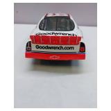 APPEARS NEW - 2005 Kevin Harvick #29 GM Goodwrench / Atlanta Special Monte Carlo 1:24 Diecast