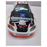 APPEARS NEW - 2005 Kevin Harvick #29 GM Goodwrench / Atlanta Special Monte Carlo 1:24 Diecast