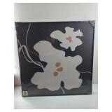 APPEARS NEW - 3Pcs Framed Abstract Floral Wall Art Paintings Modern Black and White Botanical Poster Prints Gallery Picture Decoration for Living Room Bedroom Bathroom Office. Ready to Hang