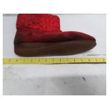 Daniel Green, Outdoorables - Red Quilted Ankle Boots - Size Unknown, see scale for reference