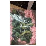 BLEUM CADE 100 Pcs Pink Roses Artificial Flowers, Real Touch Velvet Roses Fake Flowers Bulk, Artificial Roses Bouquet with Long Stems Bridal DIY Wedding Party Centerpiece Decorations