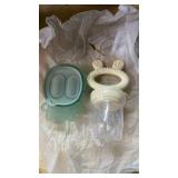 Haakaa Baby Fruit Food Feeder and Mini Freezer Nibble Tray Combo, Breastmilk Popsicle Molds for Baby Cooling Relief, BPA Free Silicone Feeder for Safe Infant Self Feeding, 4 Month+ (Oat)