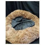 DUMOS 30.7x30.7 Inch Calming Donut Dog Beds for Large Dogs, Machine Washable Cuddler Warming Cozy Fluffy Faux Fur Plush Round Pet Bed, Anti-Slip Bed for Indoor Dogs and Cats, Brown - Retail: $25