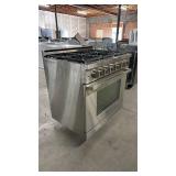 Dacor 36â Gas Range  - Retail: $6900