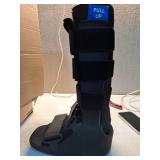 United Ortho Cam Walker Fracture Boot, Small, Black - Retail: $66