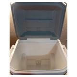 Igloo 62-quart (Damage to Handle) - Retail: $80