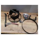 Outdoor Gourmet 10 qt Fish Fryer Set with Side Table (Missing Lid) - Retail: $60