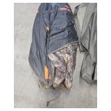 Game Winner Stealth View Hub Blind  - Retail: $199