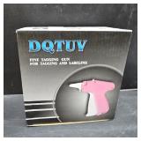 Tagging Gun for Clothing, Fine Stitch Mini Stitch Gun for Clothes, Stitching Quick Clothing Fixer Sewing, Quilting Hemming Quick Stitch with 6 Needles Pink