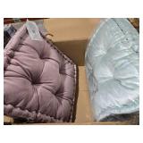 Stylehouse 20  x 20  Soft Sea Decorative Floor Pillow 2 Pk 2 Colors