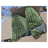 Mainstays 18 x 18 Winter Chalet Corduroy Carved Velvet Plush Polyester Decorative Pillow 2 Pack