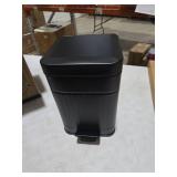 Small Dog Poop Trash Can Outside, 1.3 Gal Stainless Steel Dog Waste Trash Can, Waterproof Small Poop Bucket Outdoor with Lid, Poop Pail for Dogs, Dog Poop Bin Outdoor with Odor Control (Black)