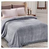 Whale Flotilla Flannel Fleece Queen Size Bed Blanket, Lightweight Breathable Soft Bedspread Plush Fluffy Coverlet Chevron Design Decorative Blanket for All Season, 90x90 Inch, Silver Grey
