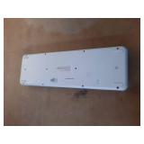 North Full Size Round Pop Key Wireless Keyboard - White: 105 Keys, Radio Frequency (SEE DETAILS)