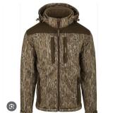 Drake Non-Typical Standstill Windproof Jacket in a camouflage pattern Size Medium  - Retail: $249