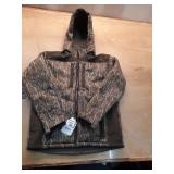 Drake Non-Typical Standstill Windproof Jacket in a camouflage pattern Size Medium  - Retail: $249