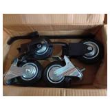 Blackstone Original 4-Burner 36  Propane Omnivore Griddle with Hard Cover - Retail: $297