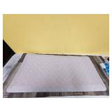 White Geometric Pattern Anti-Fatigue Kitchen Mat
