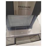 Frigidaire Gallery 44 lb Countertop Nugget Ice Maker