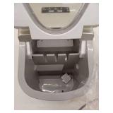 FRIGIDAIRE Compact Ice Maker