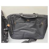 Amazon Basics Laptop Messenger Bag