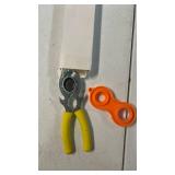 Pcmursal 2 Pack Faucet Aerator Removal wrench, Aerator Wrench, Installing Faucet Tool for Kitchen Sink Bathroom Replacement Part Repair Spanner