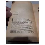 Body Language by Julius Fast - 1970s Pocket Books Edition