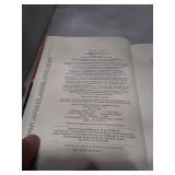 Shirley MacLaine - Out on a Limb - 1983 Bantam Books First Edition