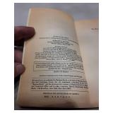 Living in the Light by Shakti Gawain - 1993 Bantam Edition