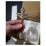 Mkono Honey Dispenser Glass Honey Pot Honey Jar with Dipper Sticks and Lid Cover Honey Containers Holder for Home Kitchen, 14 Ounces