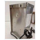 600 Wattage Outdoor Low Voltage Stainless Steel Landscape Lighting Transformer with Photocell Sensor, 120V to 12V/14V AC