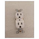 Eaton Arrow Hart 20A 125V Tamper Resistant Outlet