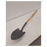Project Source 40-in Wood Handle Digging Shovel