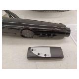 Utilitech 18-in 120 -Volt Indoor Black Oscillating Pedestal Fan