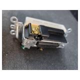 Leviton 5621-2T Rocker Switch Decora Single-Pole 20 Amp 120/277 VAC Self-Grounding Commercial Grade Back and Side Wired - Light Almond