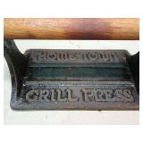 Home Town Grill Press with Wood Handle