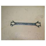 Multi-Size Ugly Wrench Tool