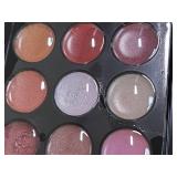 MONO 9-Color Shimmer Eyeshadow Palette